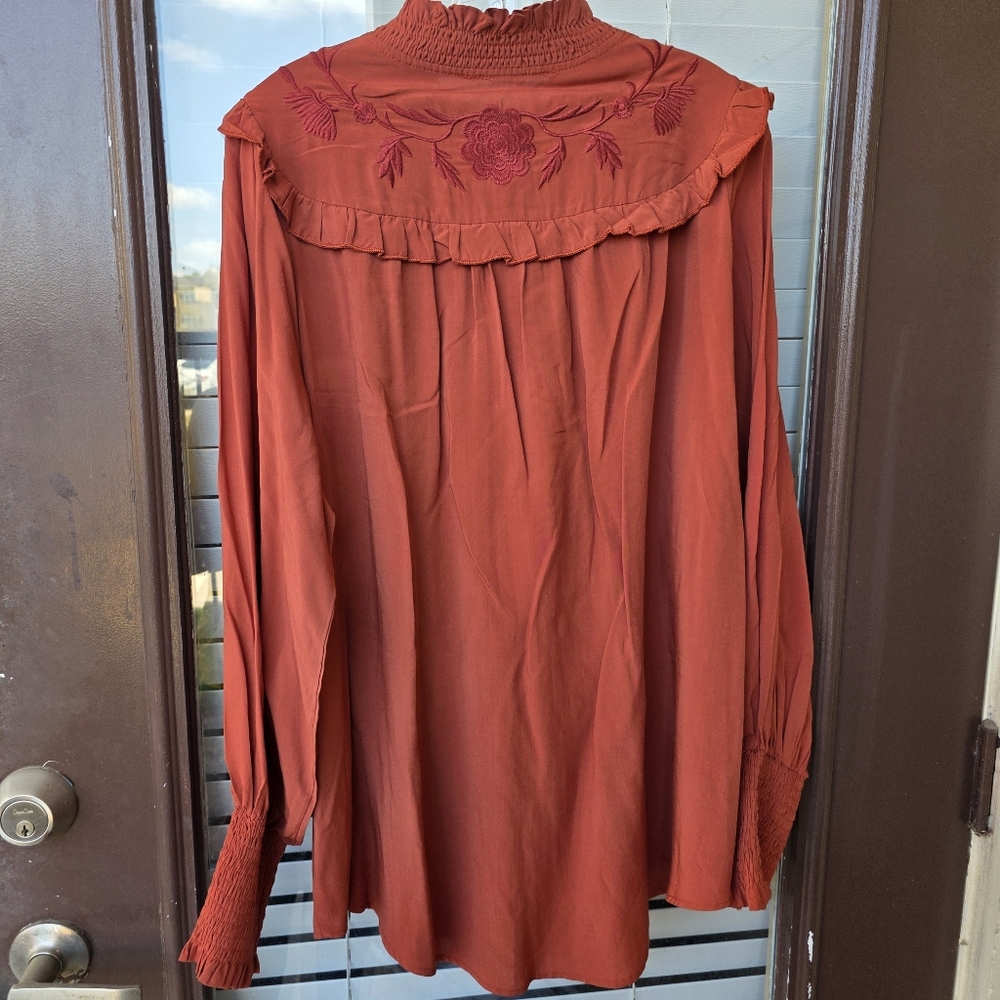 Sz S Listicle Rust Long Sleeves Shirt Embroidery Ruffles Pockets Floral Details - Picture 8 of 12
